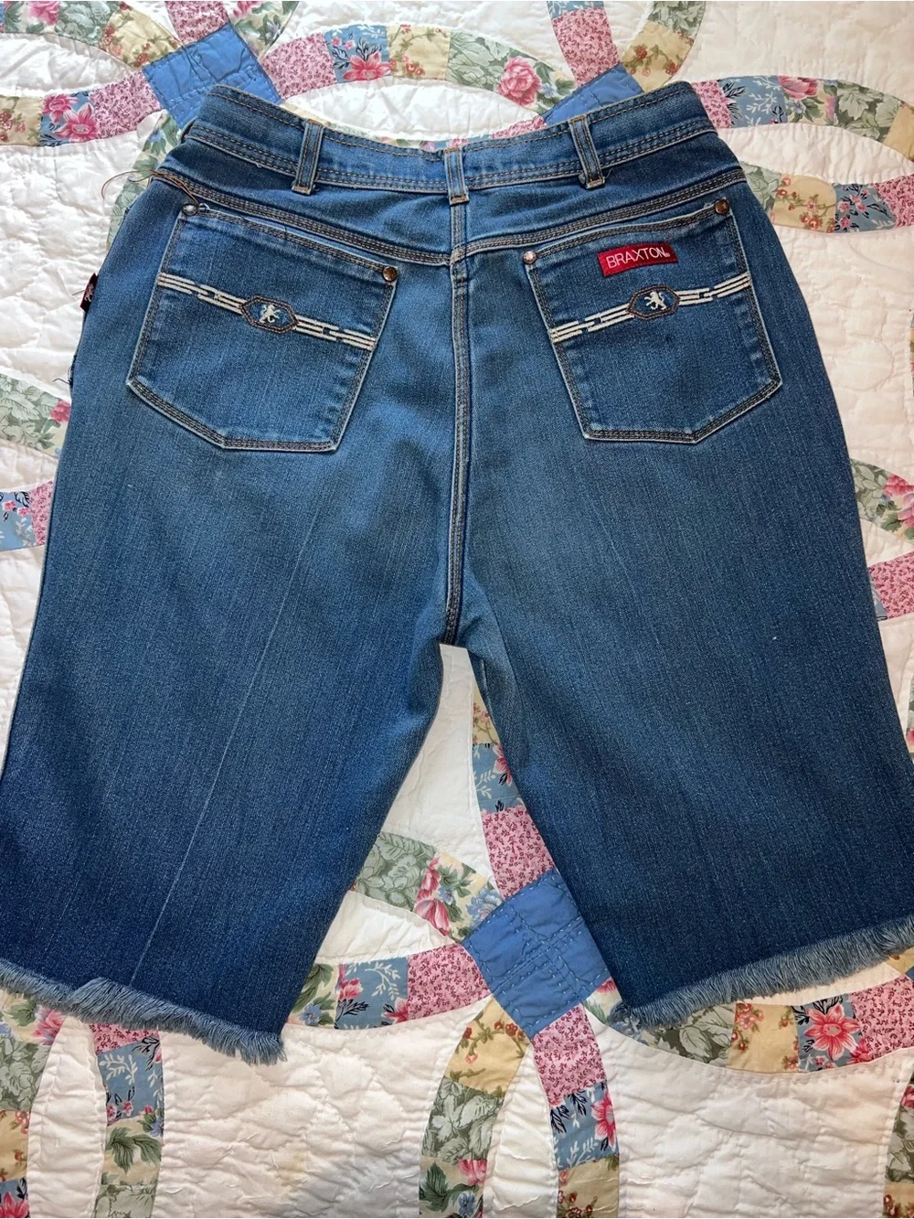 Vintage Braxton Stretch Denim Long Bermuda Shorts Frayed Hem Plus Size 18